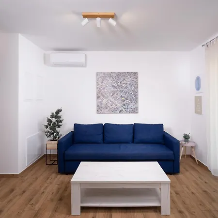 Lav Apartment
