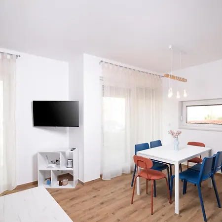 Lav Apartment