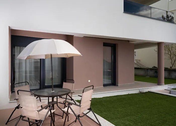Lav Apartment *
